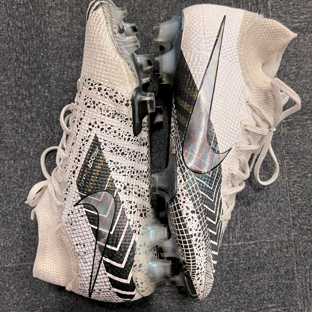 Nike White Black Soccer Cleats with Holographic Swoosh